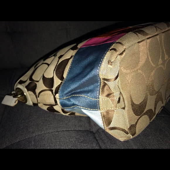 Coach Hobo Handbag - Picture 5 of 8